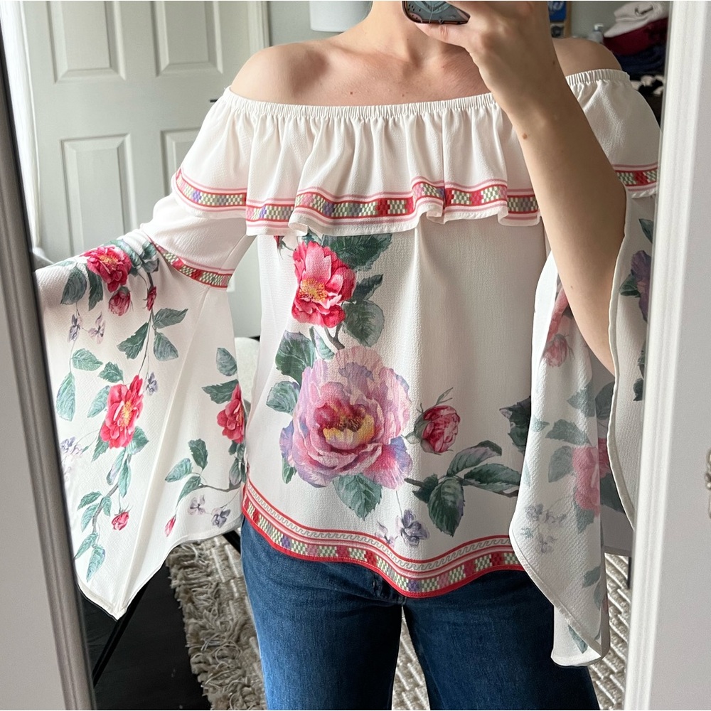 Jealous Tomato Floral Off-Shoulder Blouse - White and Pink